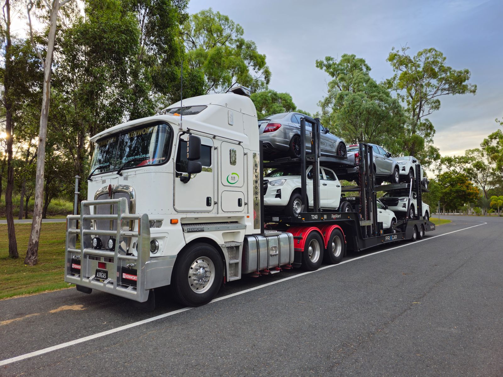 Camion porte-voitures NS Transport